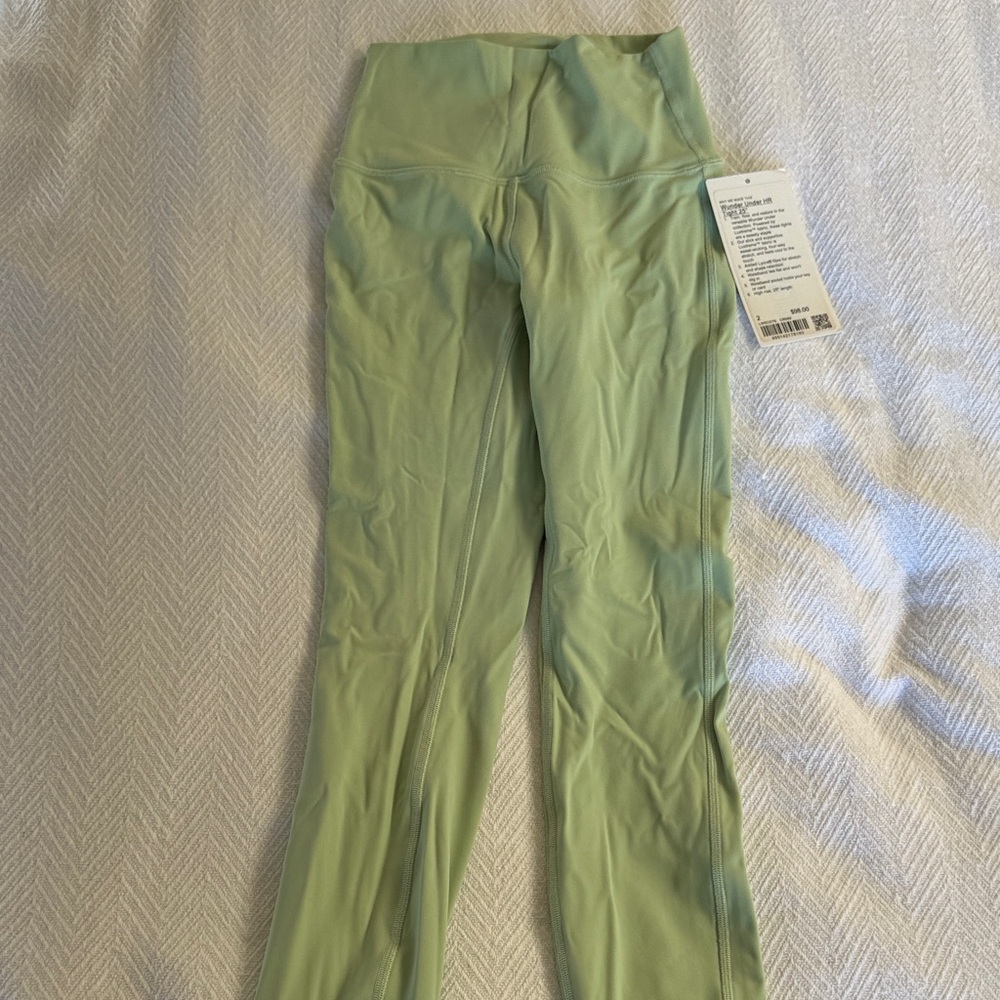 Lululemon women’s wunder under leggings
